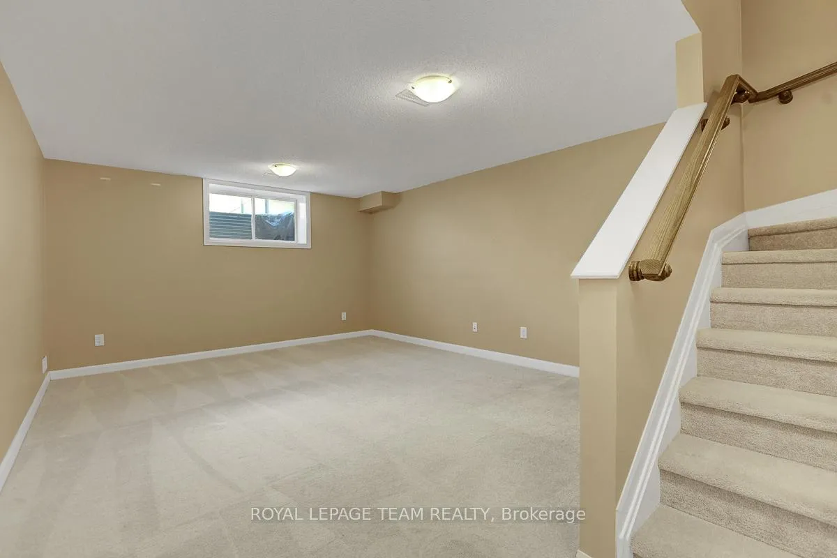 Photo 35 of 545 Decoeur Drive, Ottawa, Avalon West — HOMEH