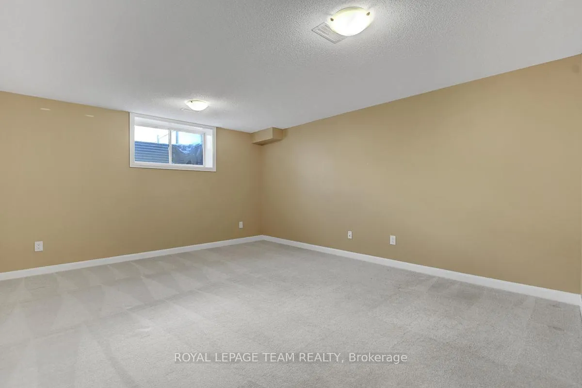 Photo 36 of 545 Decoeur Drive, Ottawa, Avalon West — HOMEH