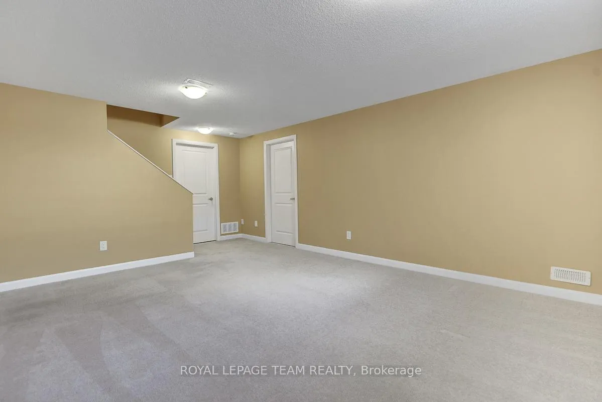 Photo 38 of 545 Decoeur Drive, Ottawa, Avalon West — HOMEH