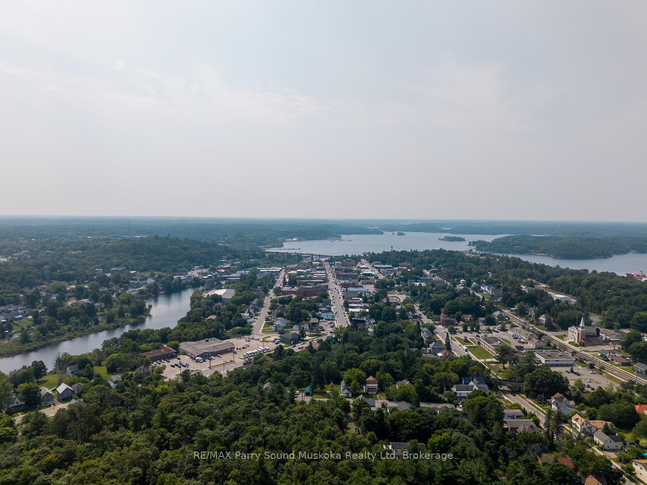 Photo 47 of 49 Cascade Street, Parry Sound — HOMEH