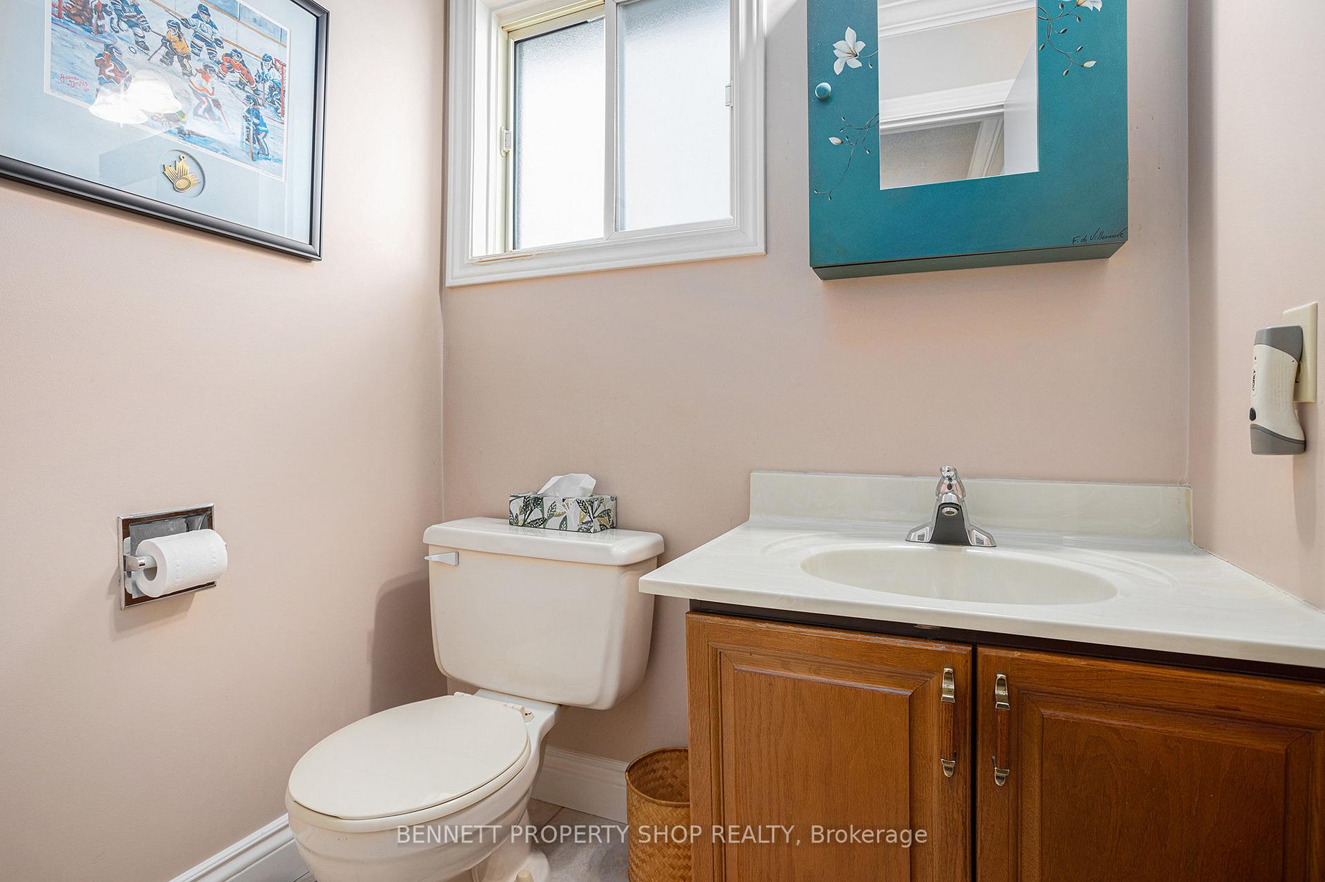 Photo 8 of 1717 Des Perdrix Crescent, Ottawa, Orleans/Sunridge — HOMEH