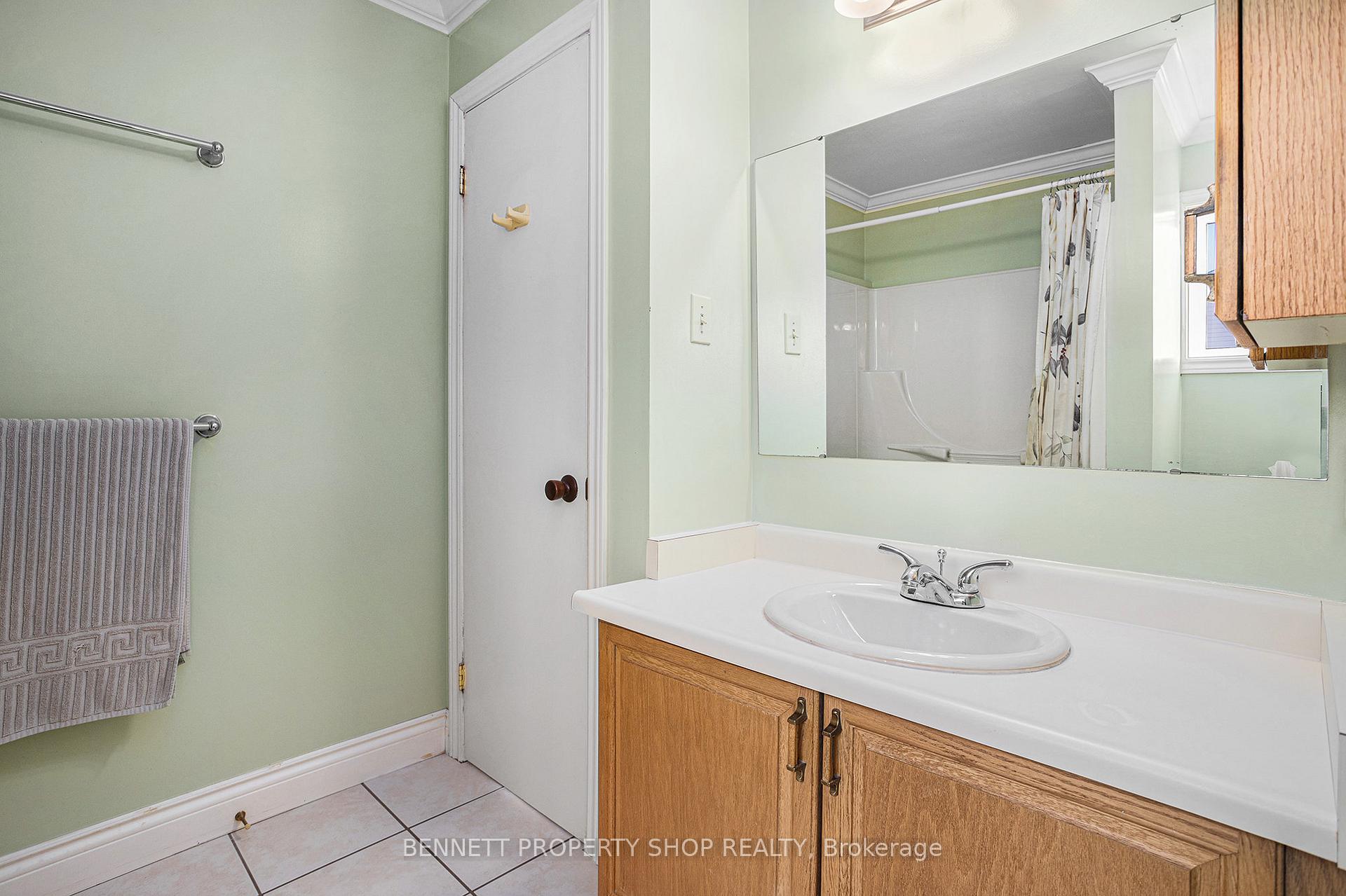 Photo 14 of 1717 Des Perdrix Crescent, Ottawa, Orleans/Sunridge — HOMEH