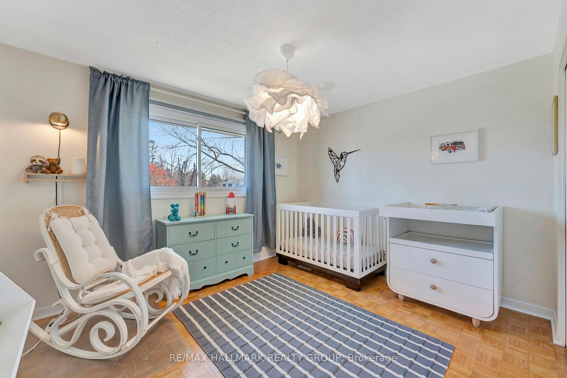 Photo 15 of 1252 Morrison Drive, Ottawa, Redwood Park — HOMEH