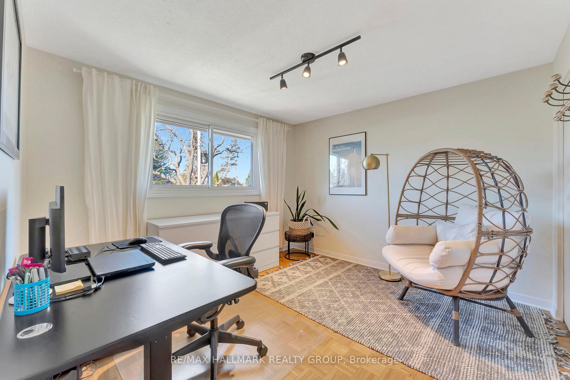Photo 16 of 1252 Morrison Drive, Ottawa, Redwood Park — HOMEH
