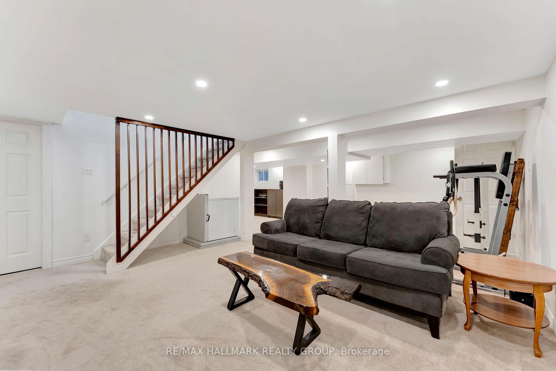 Photo 20 of 1252 Morrison Drive, Ottawa, Redwood Park — HOMEH