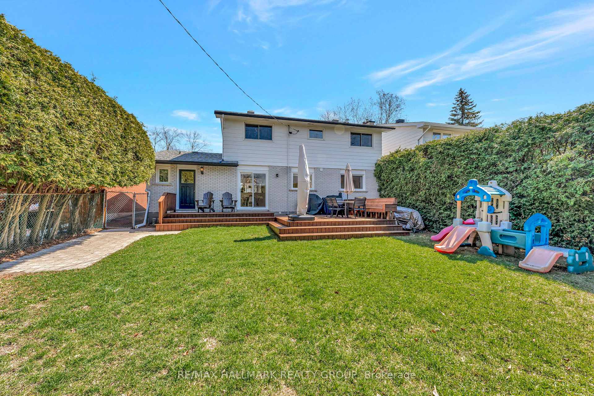 Photo 27 of 1252 Morrison Drive, Ottawa, Redwood Park — HOMEH