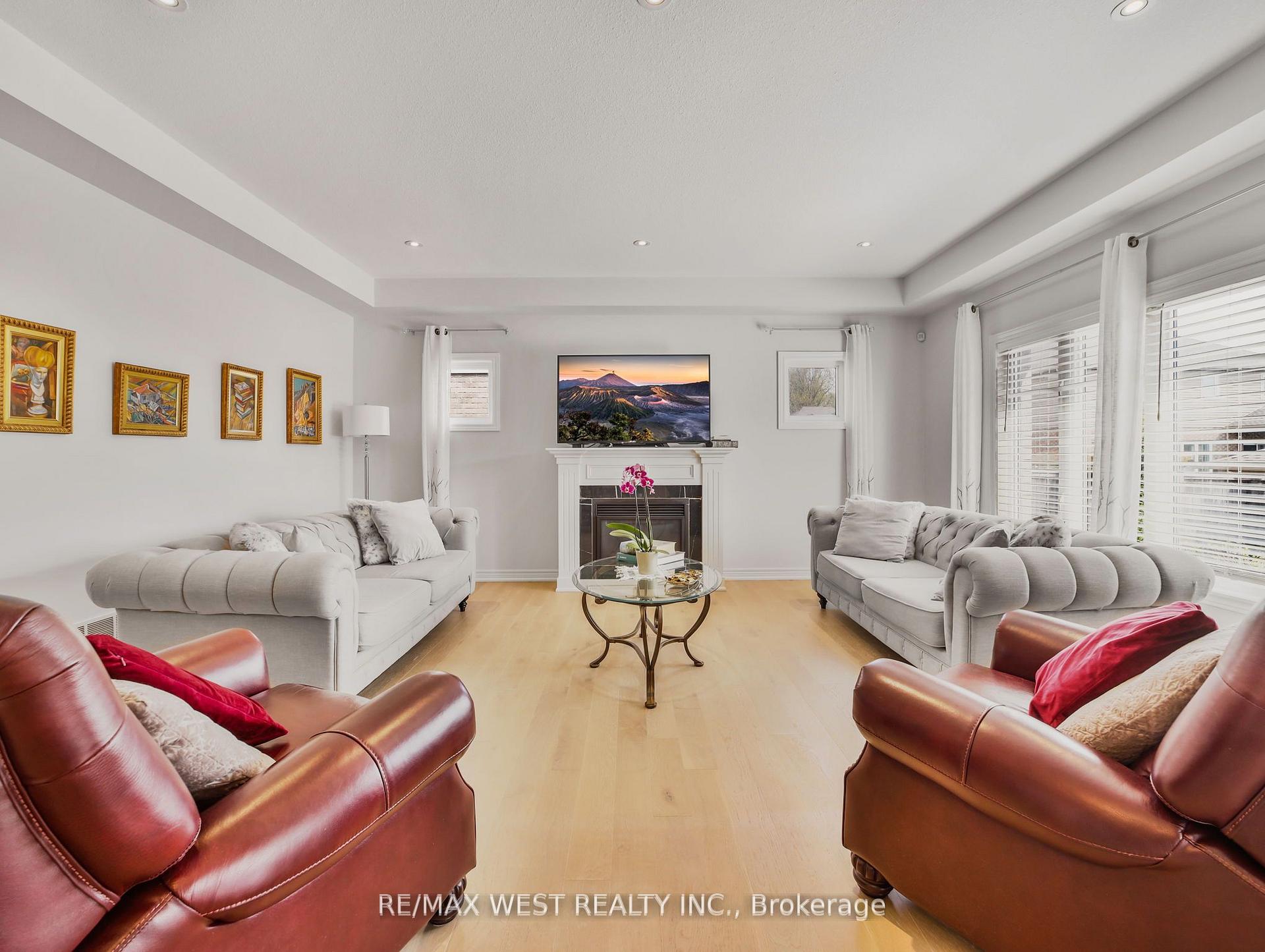 Photo 3 of 5632 Osprey Avenue, Niagara Falls, Forestview — HOMEH
