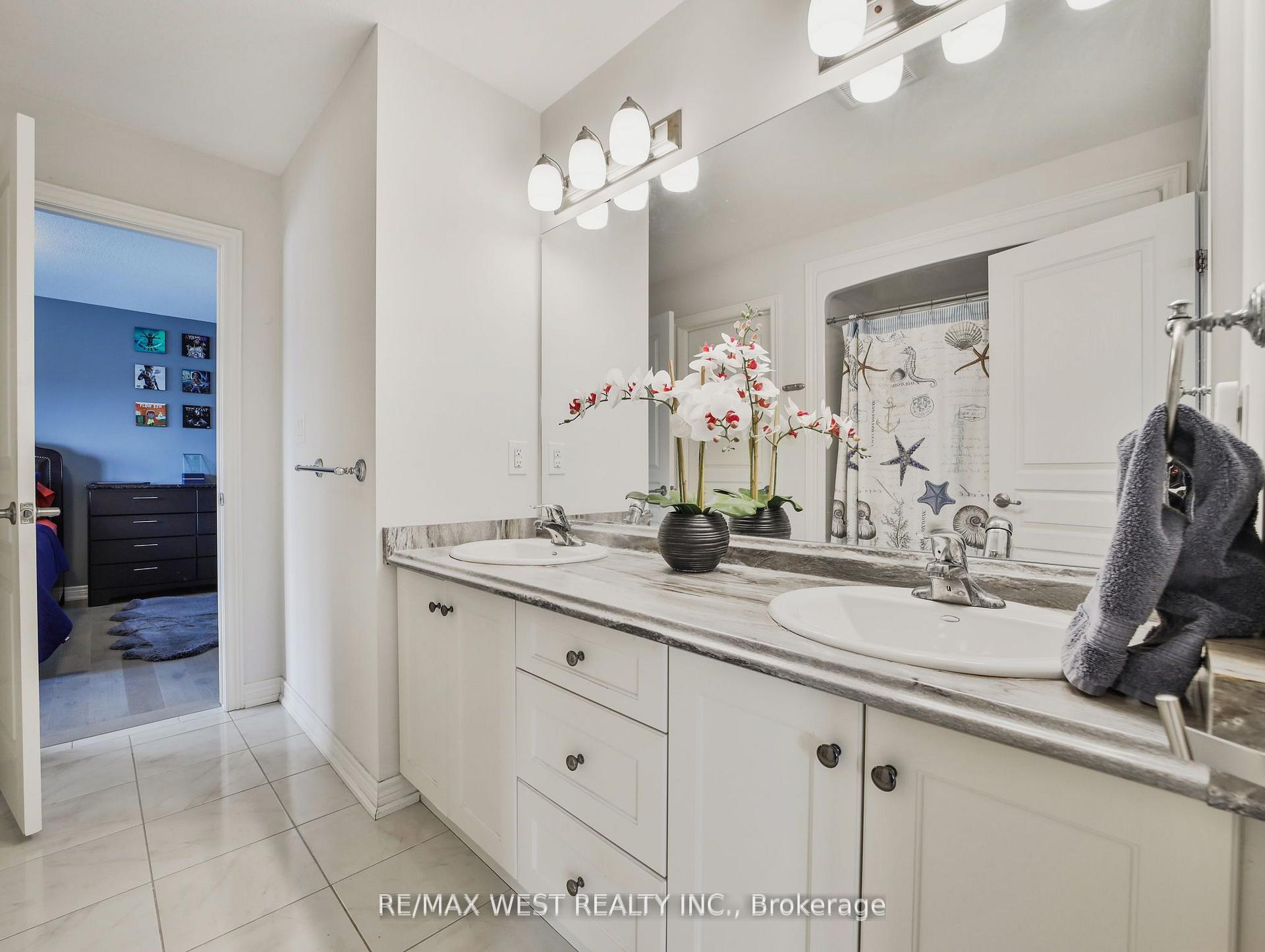 Photo 9 of 5632 Osprey Avenue, Niagara Falls, Forestview — HOMEH
