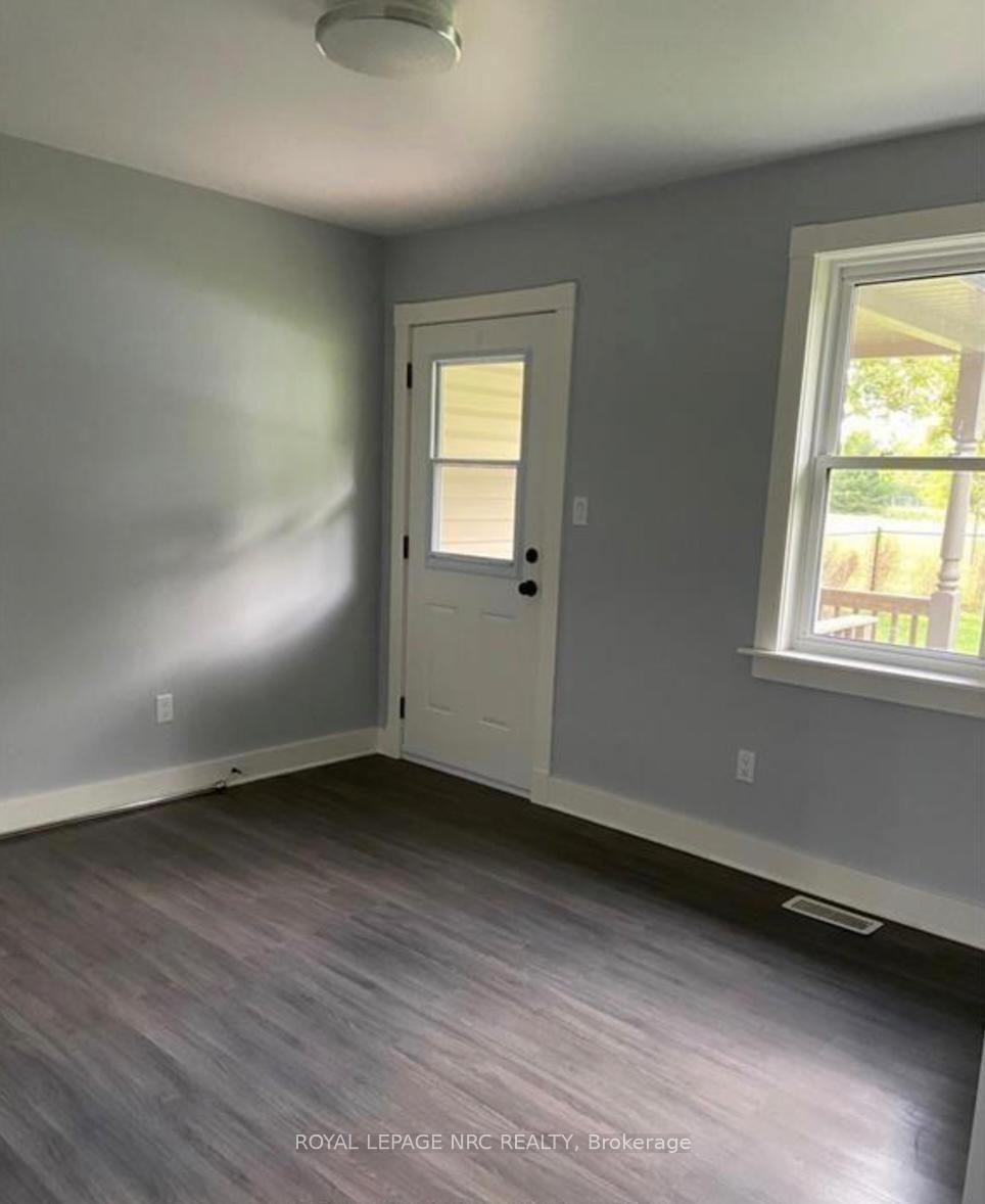 Photo 8 of Unit Back Unit, 1584 Lookout Street, Pelham, Fonthill — HOMEH