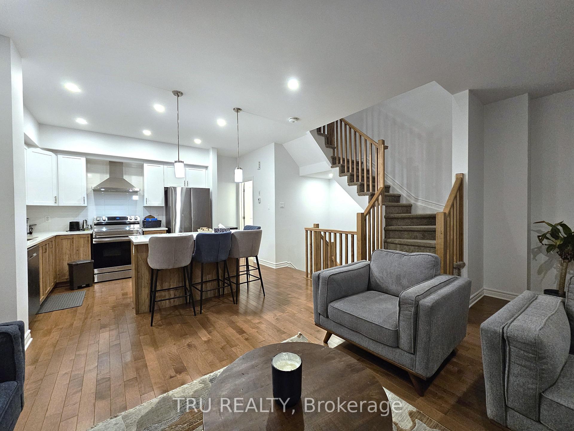Photo 9 of 887 Couloir Road, Ottawa, Mer Bleue/Bradley Estates/Anderson Park — HOMEH
