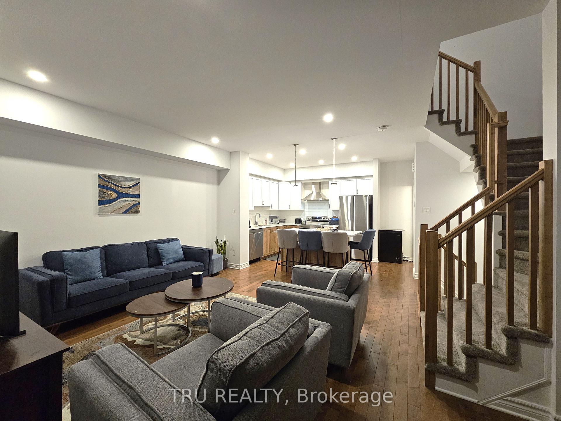 Photo 10 of 887 Couloir Road, Ottawa, Mer Bleue/Bradley Estates/Anderson Park — HOMEH