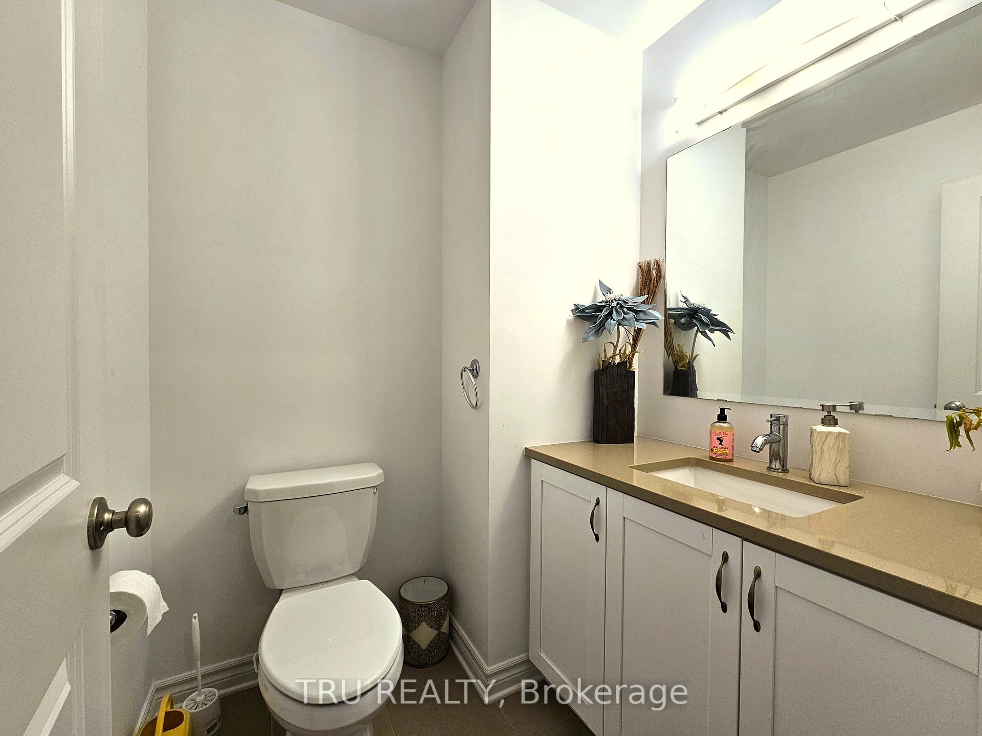 Photo 11 of 887 Couloir Road, Ottawa, Mer Bleue/Bradley Estates/Anderson Park — HOMEH