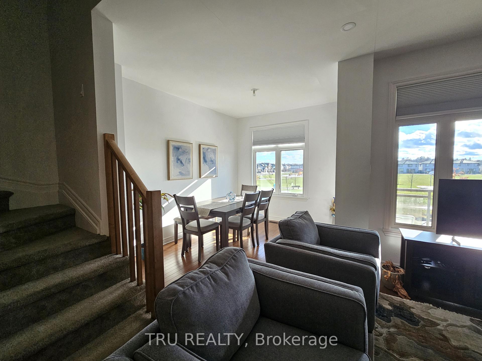 Photo 14 of 887 Couloir Road, Ottawa, Mer Bleue/Bradley Estates/Anderson Park — HOMEH