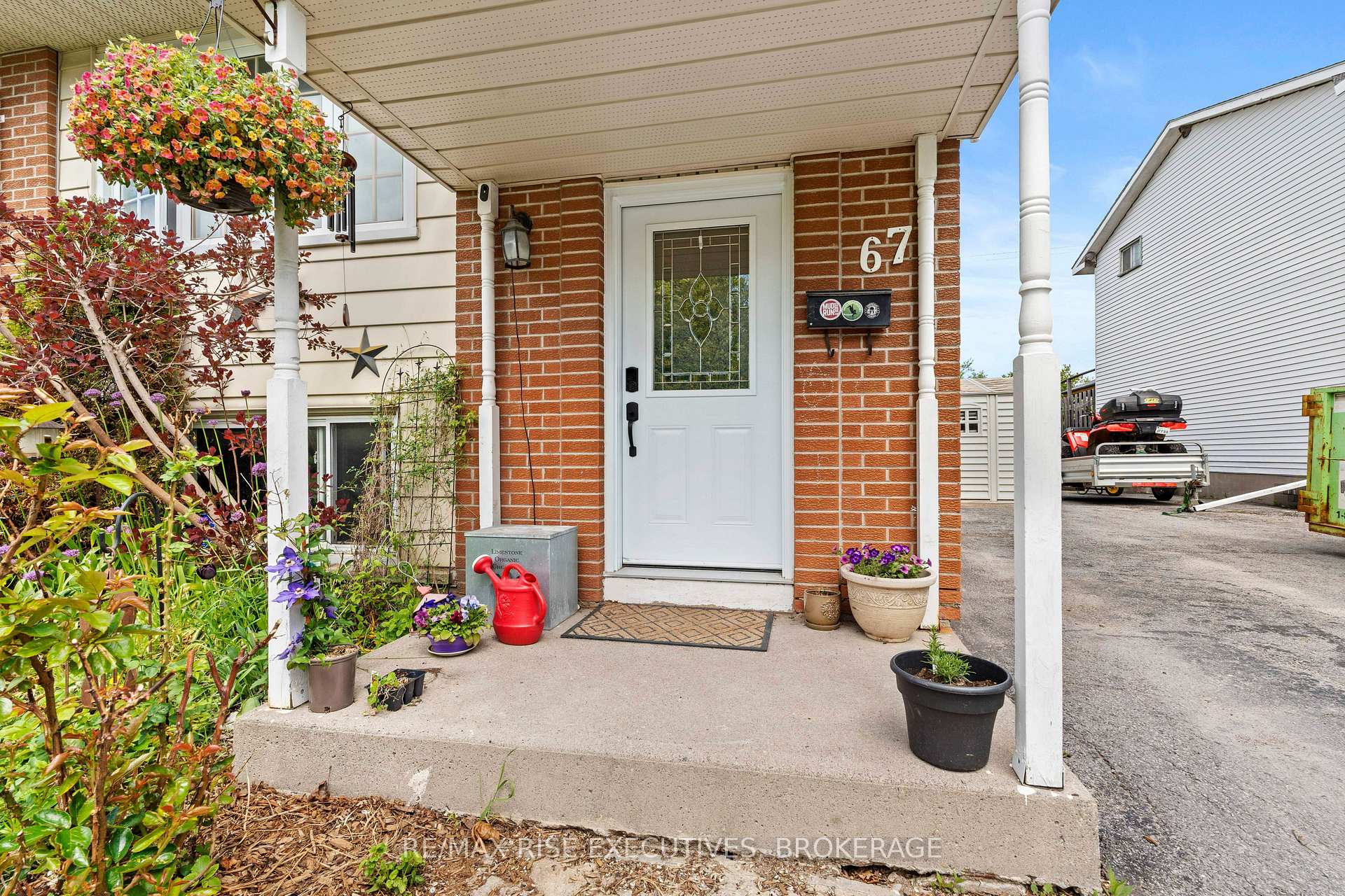 Photo 3 of 67 Wycliffe Crescent, Kingston, East of Sir John A. Blvd — HOMEH