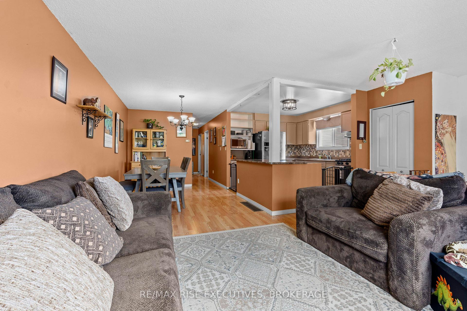 Photo 7 of 67 Wycliffe Crescent, Kingston, East of Sir John A. Blvd — HOMEH