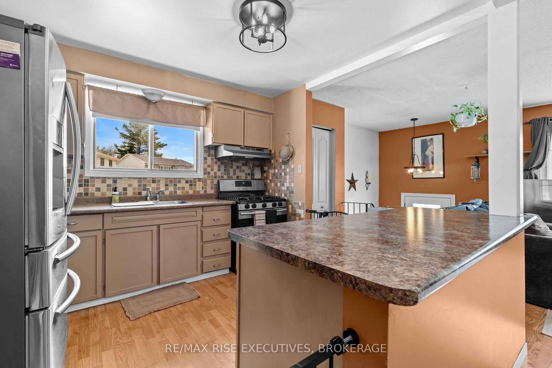 Photo 12 of 67 Wycliffe Crescent, Kingston, East of Sir John A. Blvd — HOMEH