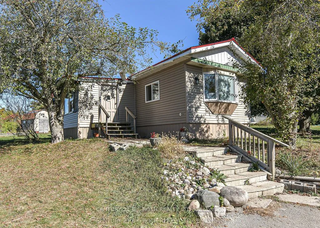 Photo 1 of 19 Claremont Crescent, Oro-Medonte, Rural Oro-Medonte — HOMEH