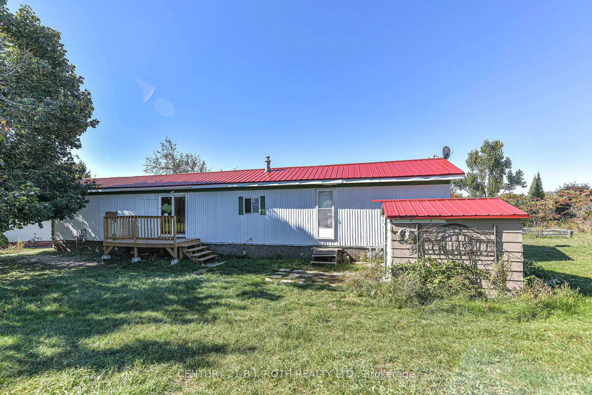 Photo 4 of 19 Claremont Crescent, Oro-Medonte, Rural Oro-Medonte — HOMEH