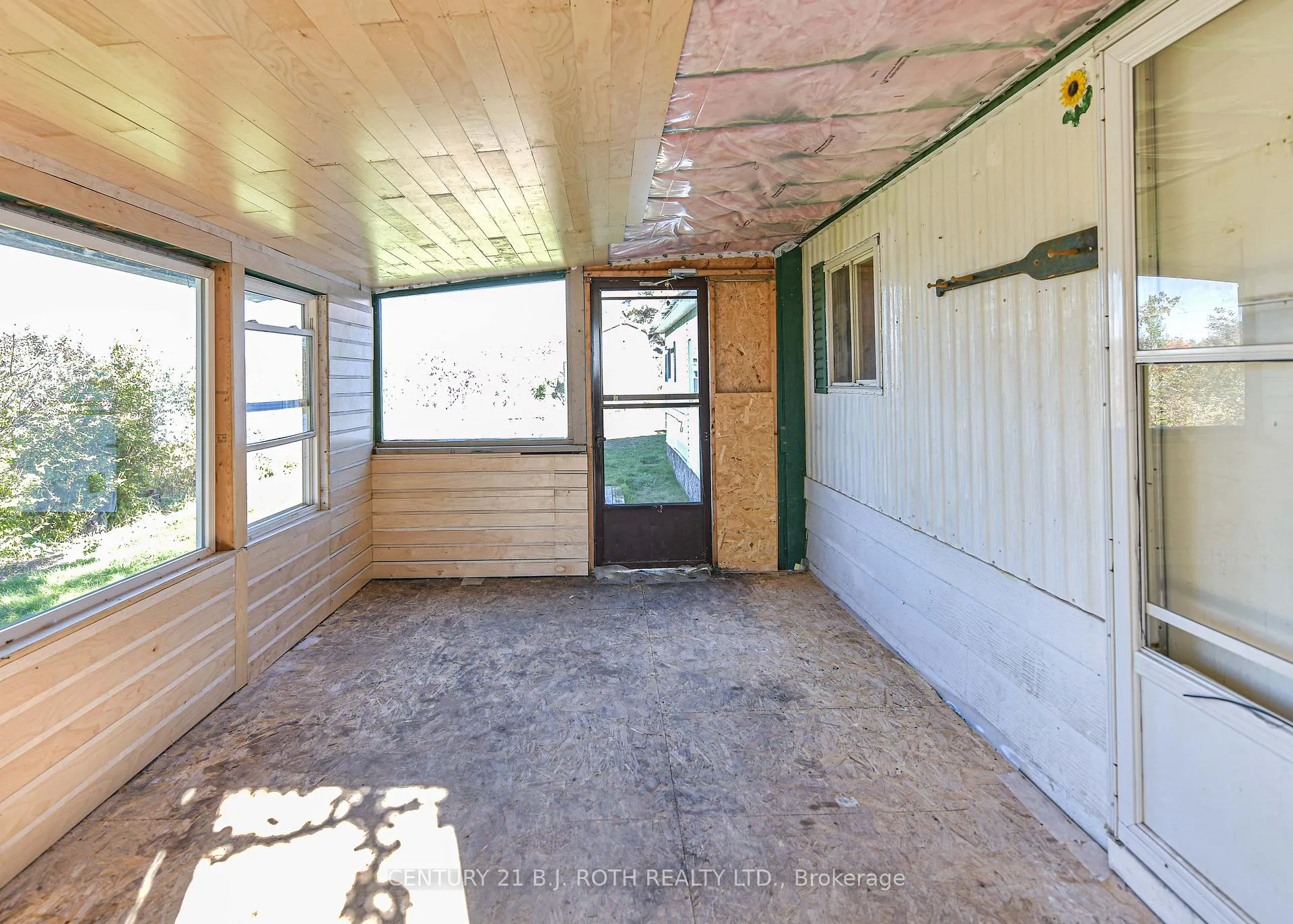 Photo 10 of 19 Claremont Crescent, Oro-Medonte, Rural Oro-Medonte — HOMEH