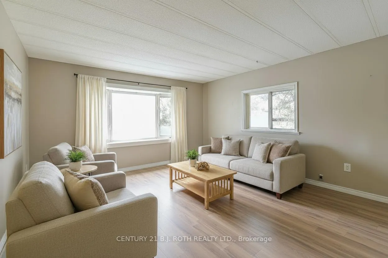 Photo 11 of 19 Claremont Crescent, Oro-Medonte, Rural Oro-Medonte — HOMEH