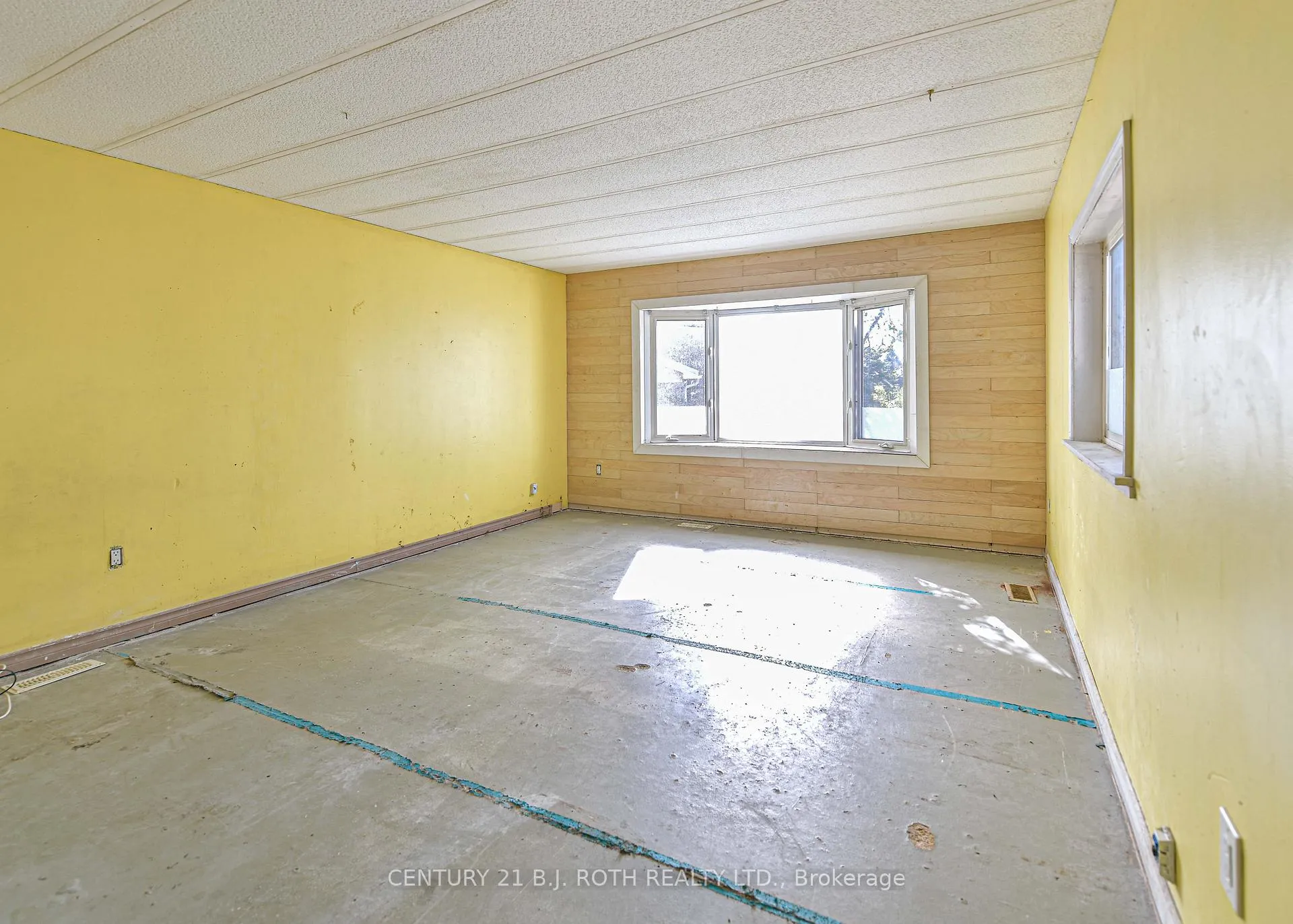 Photo 13 of 19 Claremont Crescent, Oro-Medonte, Rural Oro-Medonte — HOMEH