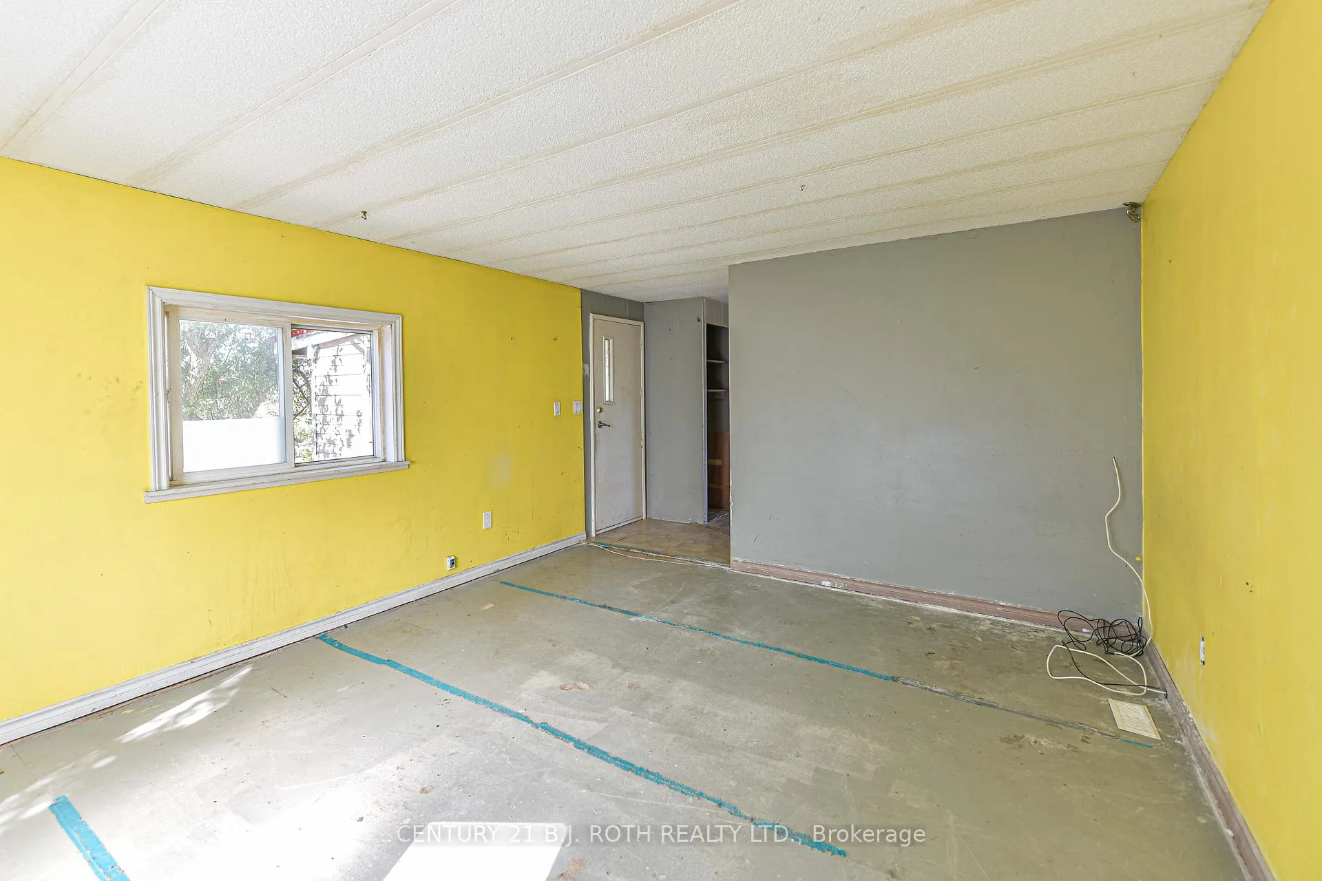 Photo 15 of 19 Claremont Crescent, Oro-Medonte, Rural Oro-Medonte — HOMEH