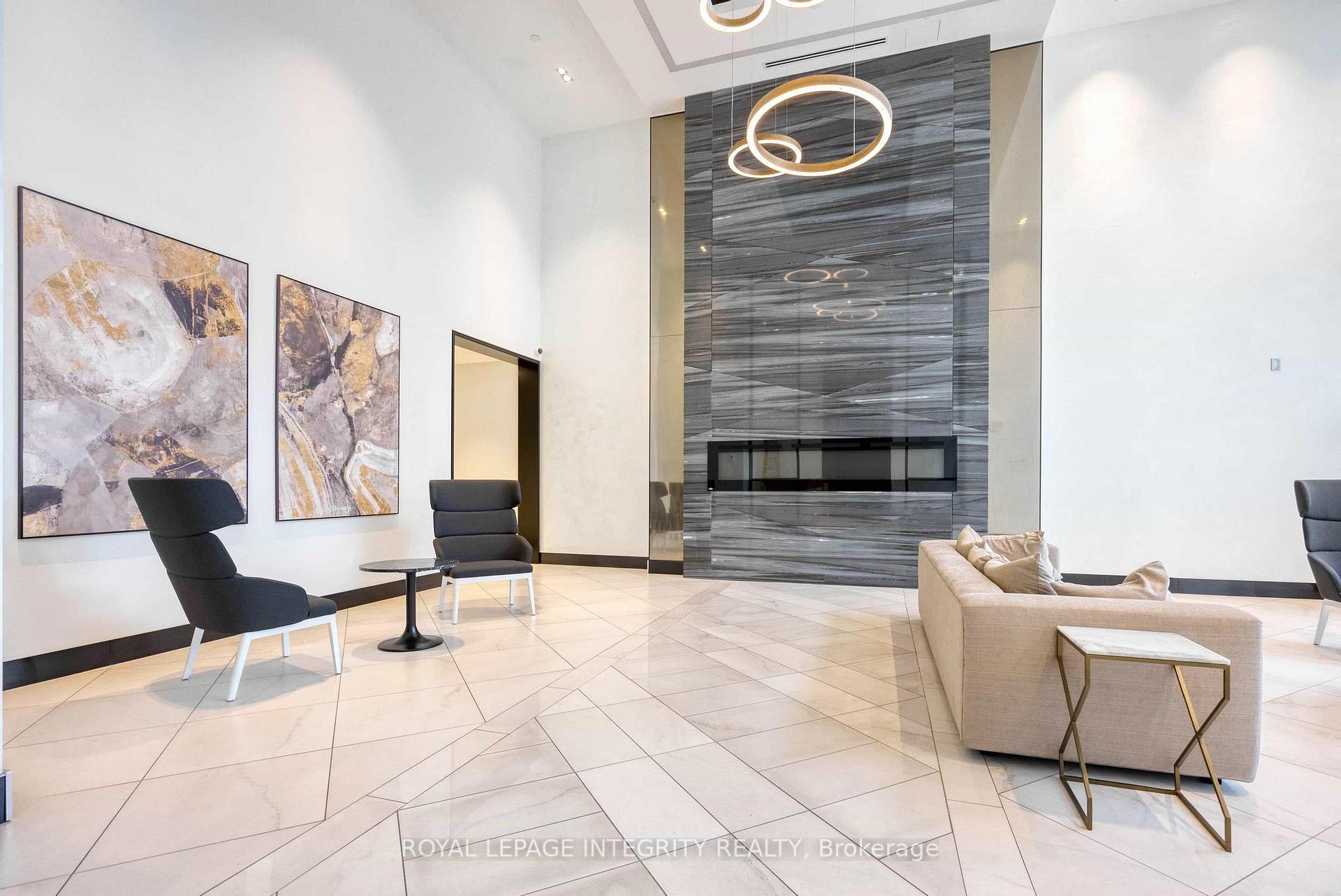 Photo 3 of Unit 808, 255 Bay Street, Ottawa, Ottawa Centre — HOMEH
