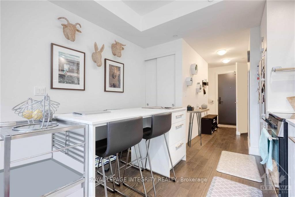 Photo 9 of Unit 808, 255 Bay Street, Ottawa, Ottawa Centre — HOMEH