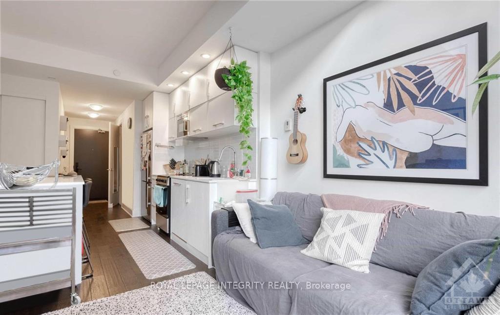 Photo 11 of Unit 808, 255 Bay Street, Ottawa, Ottawa Centre — HOMEH