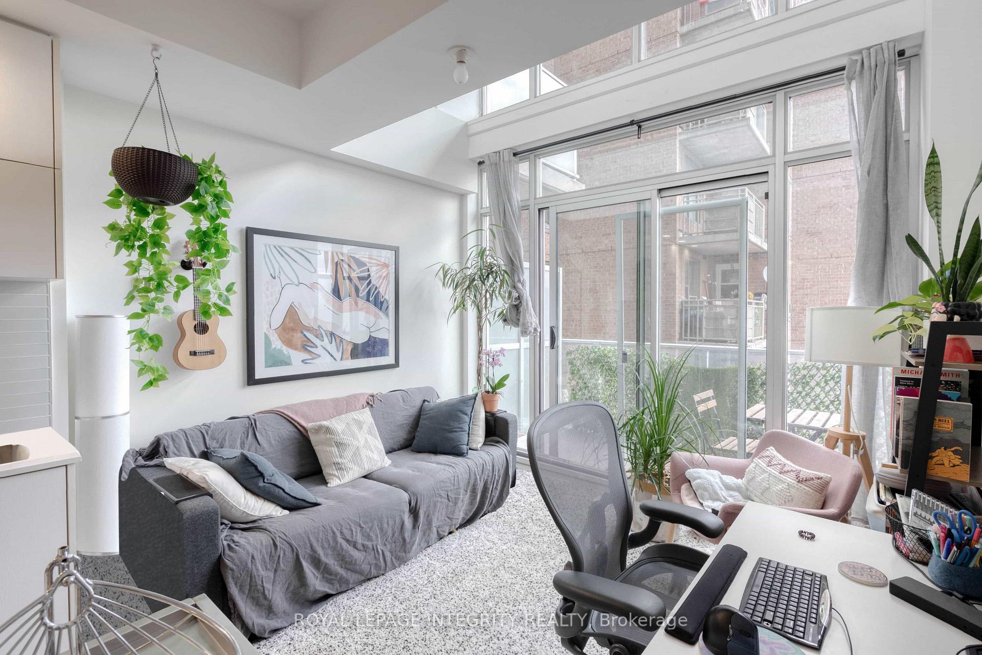 Photo 12 of Unit 808, 255 Bay Street, Ottawa, Ottawa Centre — HOMEH