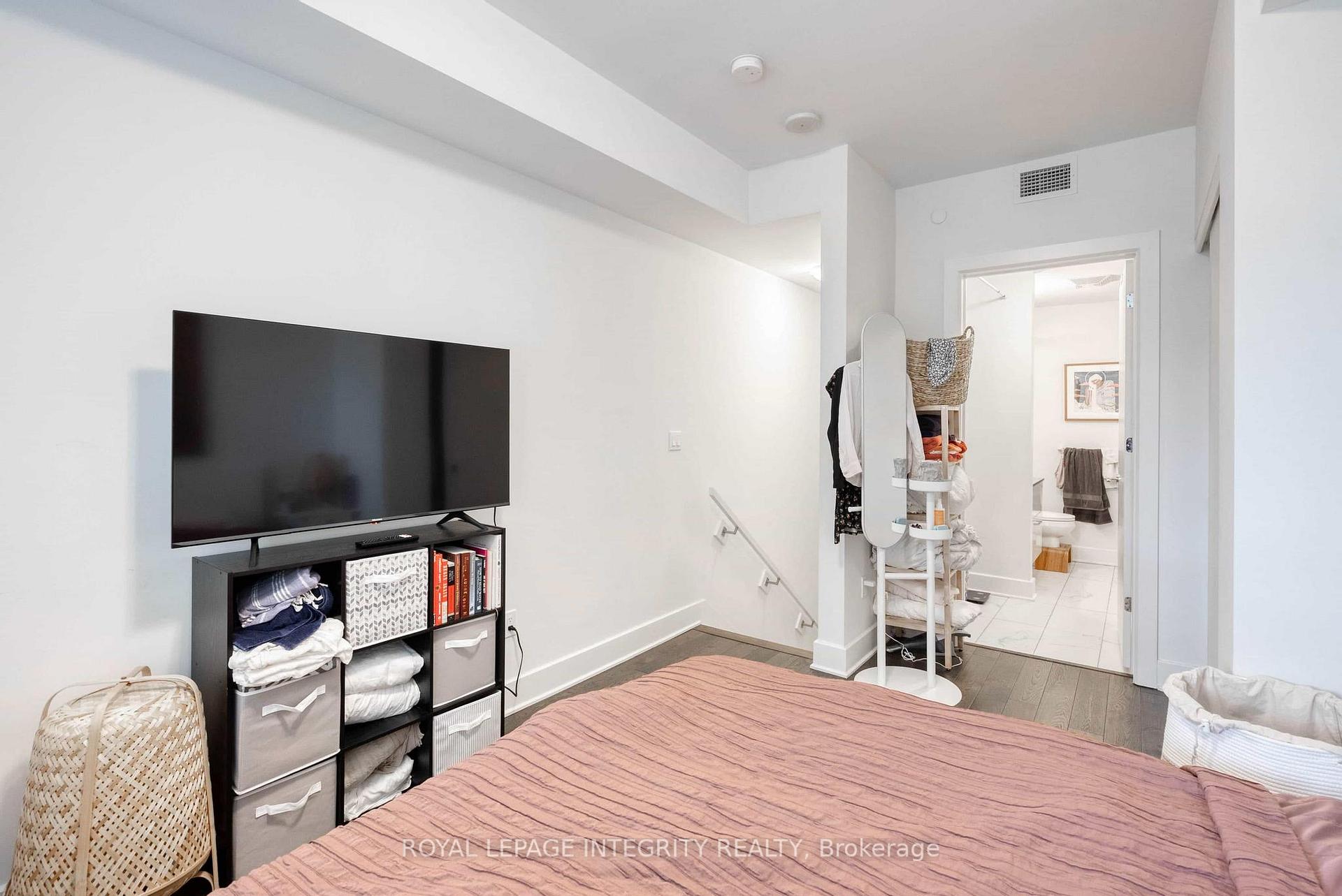 Photo 16 of Unit 808, 255 Bay Street, Ottawa, Ottawa Centre — HOMEH