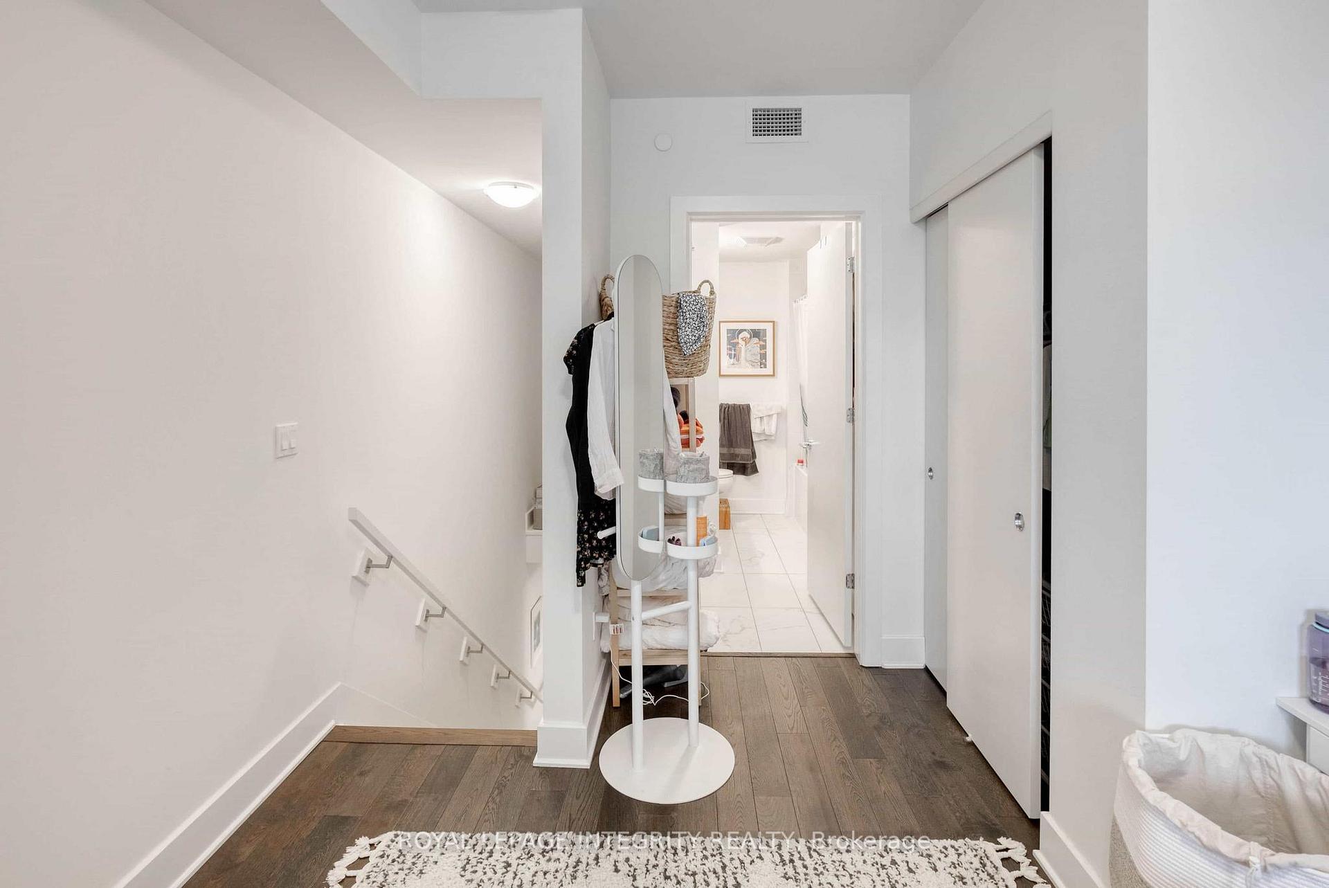 Photo 19 of Unit 808, 255 Bay Street, Ottawa, Ottawa Centre — HOMEH