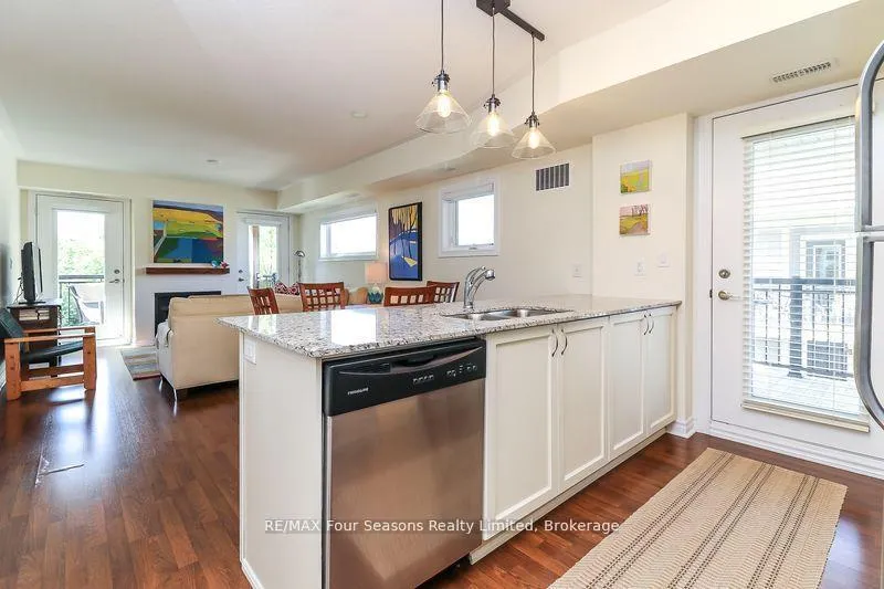 Photo 11 of Unit 308, 6 Brandy Lane Drive, Collingwood — HOMEH