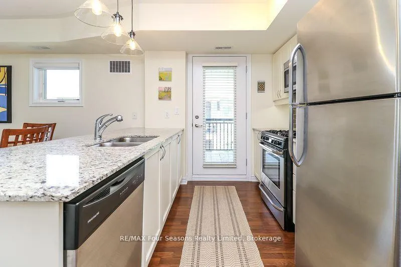 Photo 12 of Unit 308, 6 Brandy Lane Drive, Collingwood — HOMEH