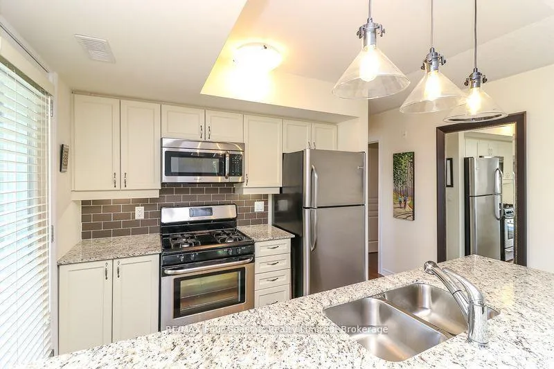 Photo 16 of Unit 308, 6 Brandy Lane Drive, Collingwood — HOMEH