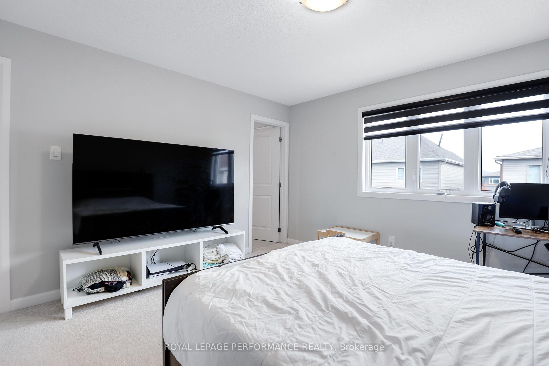 Photo 21 of 318 Guppy Grove, Ottawa, Avalon West — HOMEH