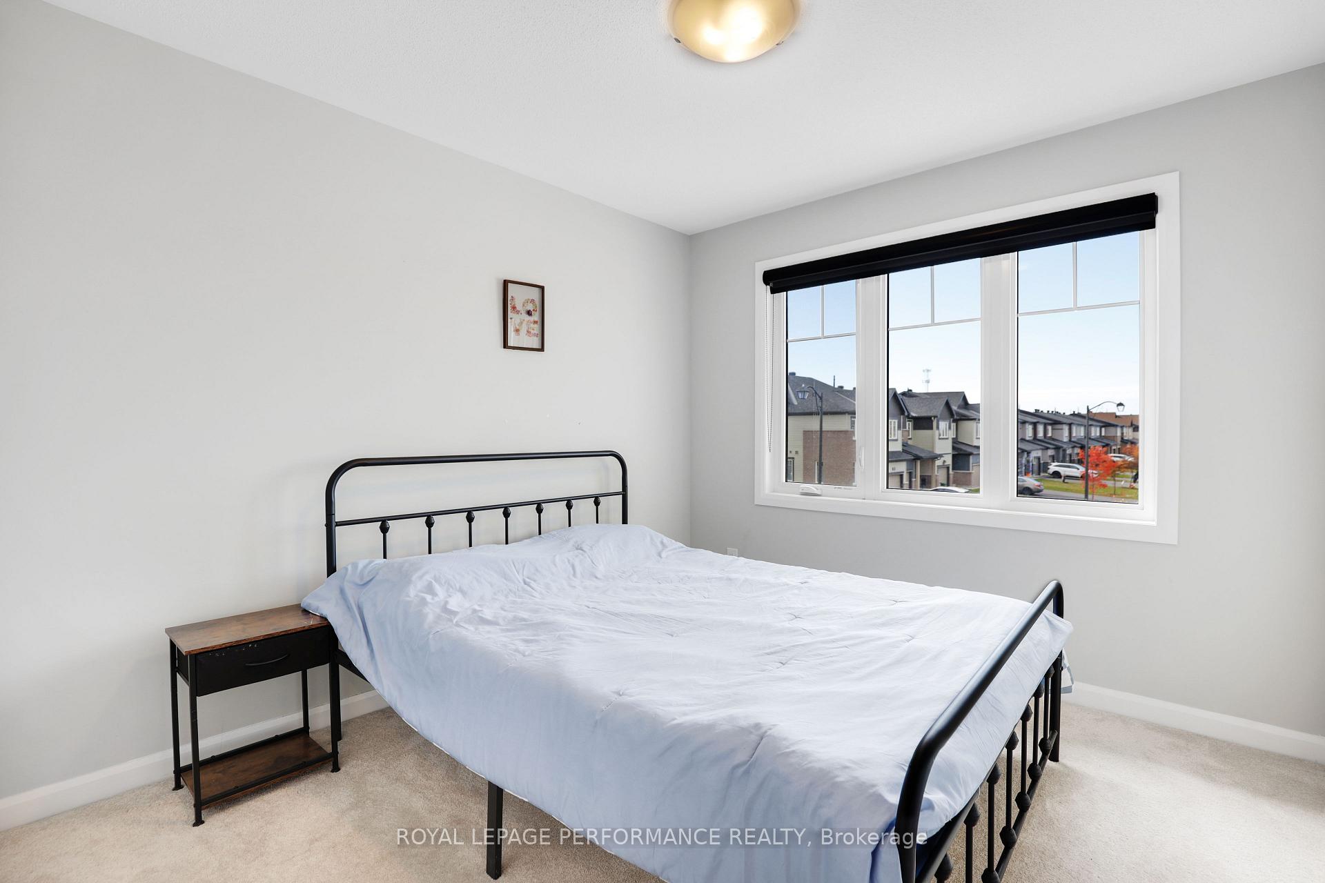Photo 24 of 318 Guppy Grove, Ottawa, Avalon West — HOMEH