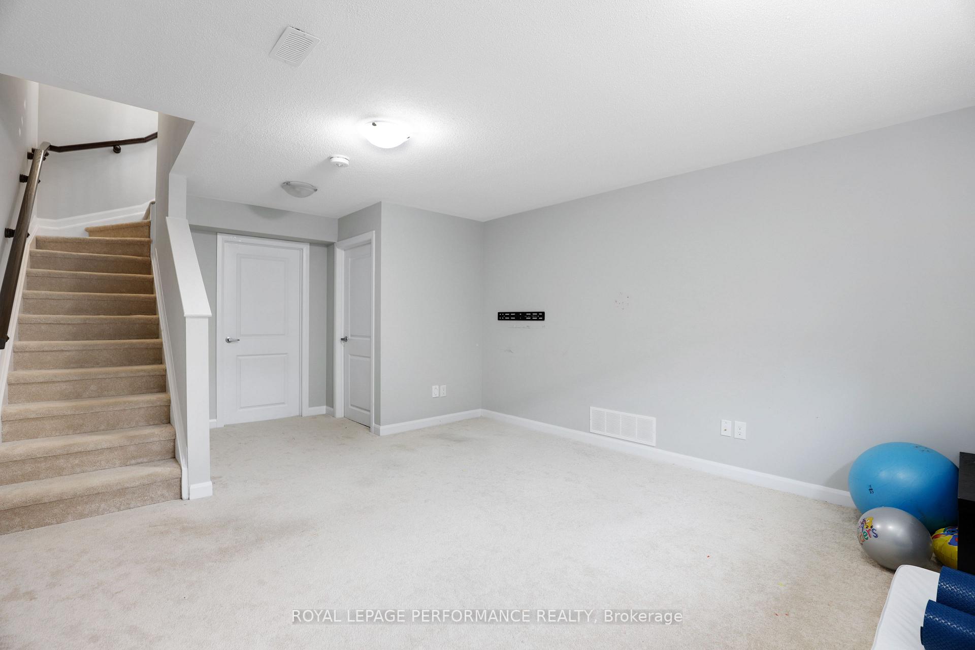 Photo 30 of 318 Guppy Grove, Ottawa, Avalon West — HOMEH