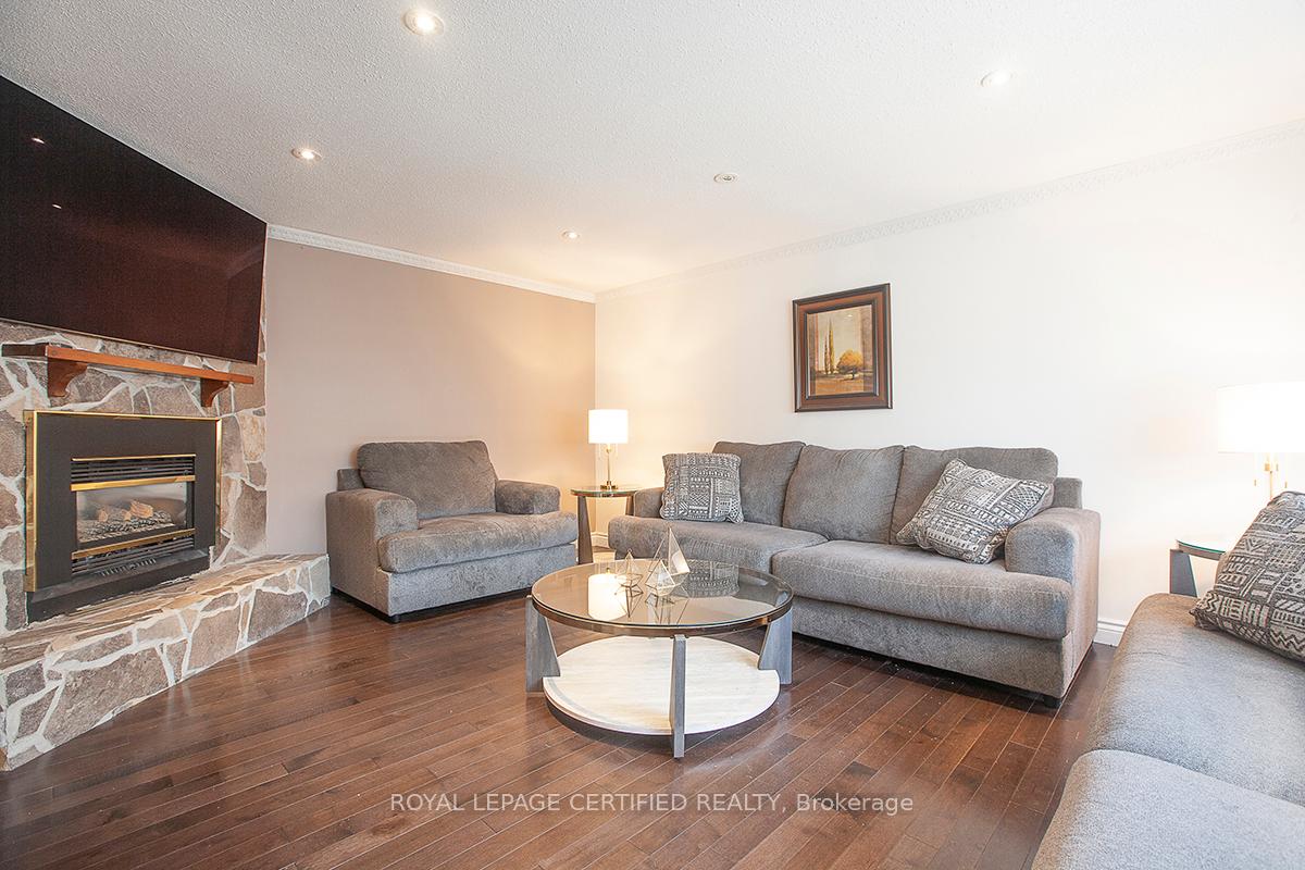 Photo 10 of 516 Woodward Avenue, Milton, Dorset Park — HOMEH