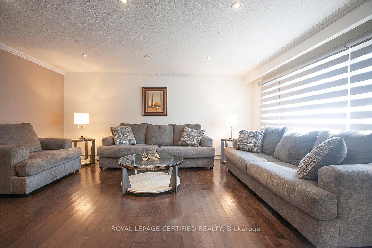 Photo 2 of 516 Woodward Avenue, Milton, Dorset Park — HOMEH