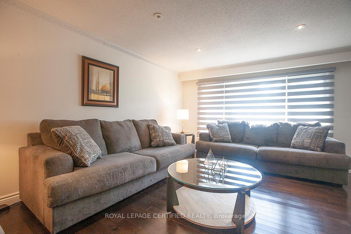 Photo 15 of 516 Woodward Avenue, Milton, Dorset Park — HOMEH