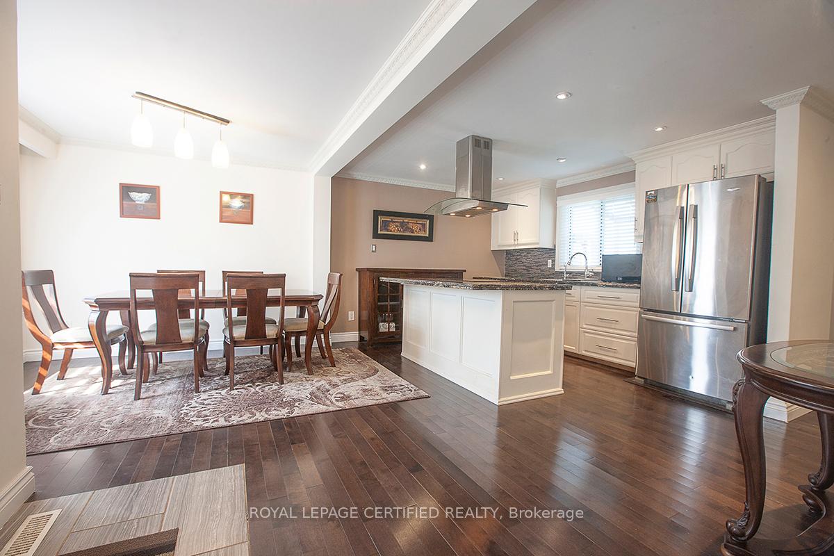 Photo 4 of 516 Woodward Avenue, Milton, Dorset Park — HOMEH