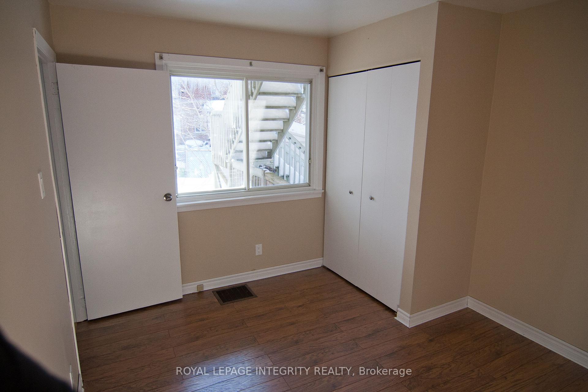 Photo 14 of 422 Queen Mary Street, Ottawa, Overbrook/Castle Heights — HOMEH