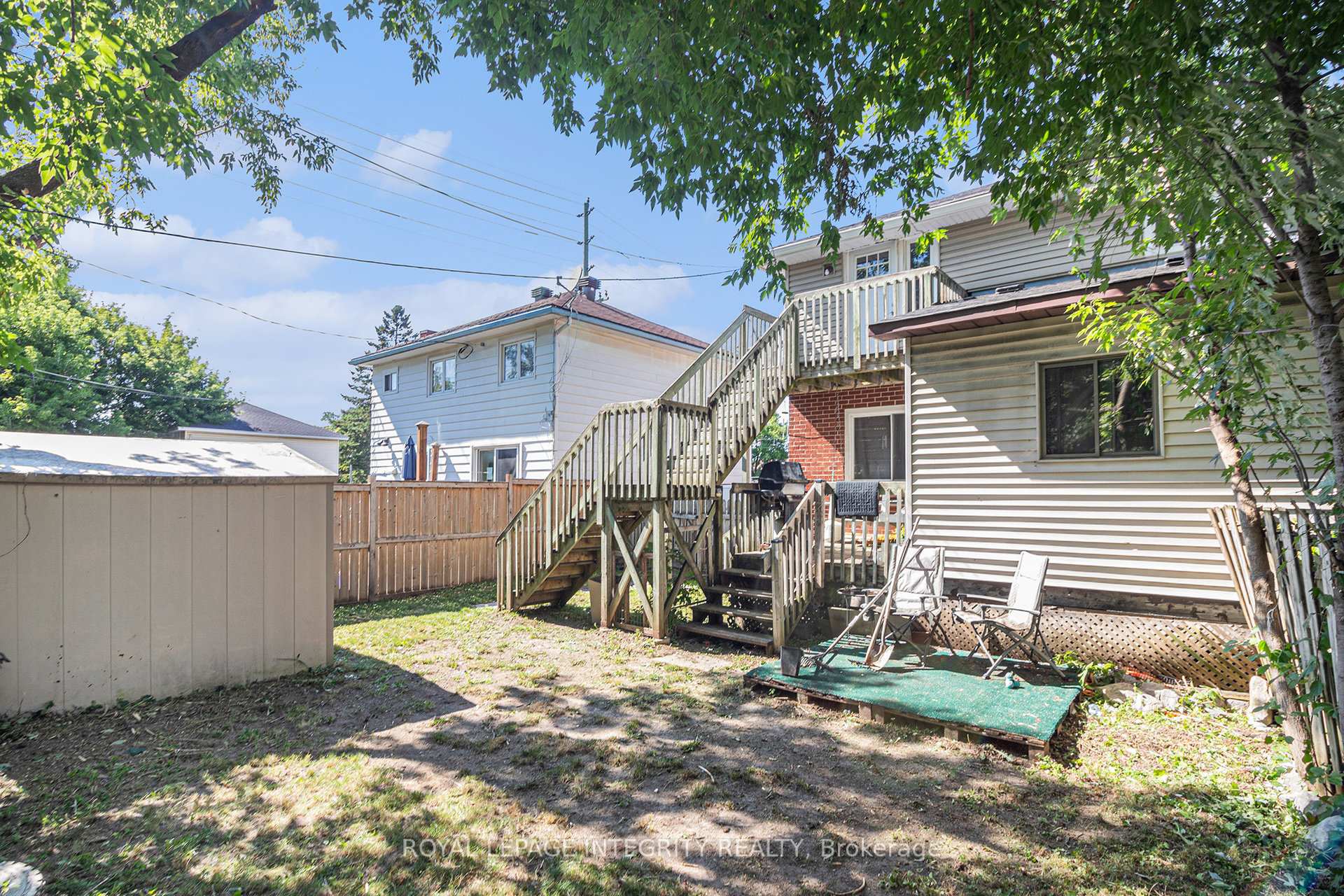Photo 17 of 422 Queen Mary Street, Ottawa, Overbrook/Castle Heights — HOMEH