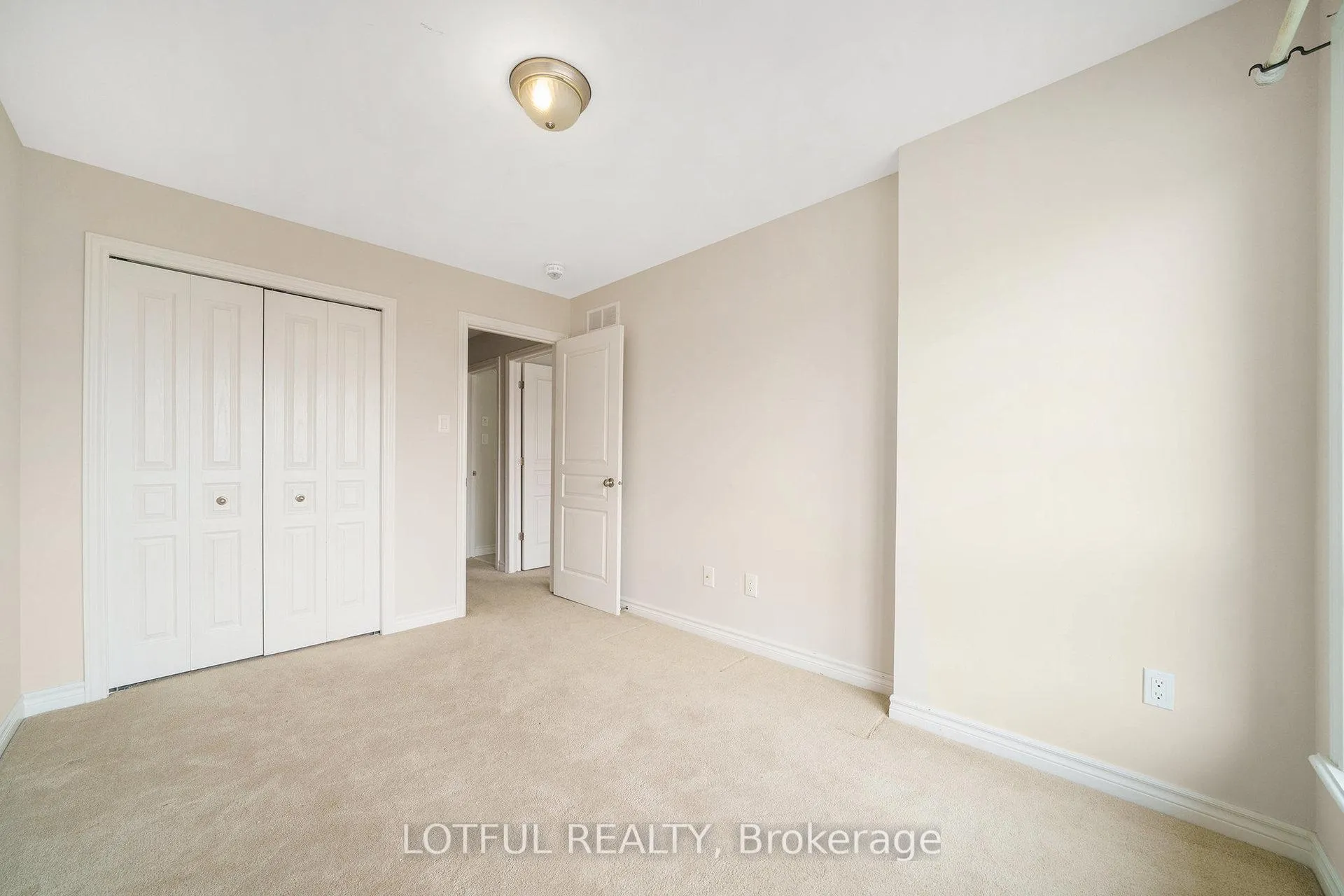 Photo 15 of 336 Rainrock Crescent, Ottawa, Mer Bleue/Bradley Estates/Anderson Park — HOMEH