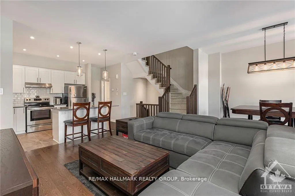 Photo 9 of 116 Wild Calla Way, Ottawa, Mer Bleue/Bradley Estates/Anderson Park — HOMEH