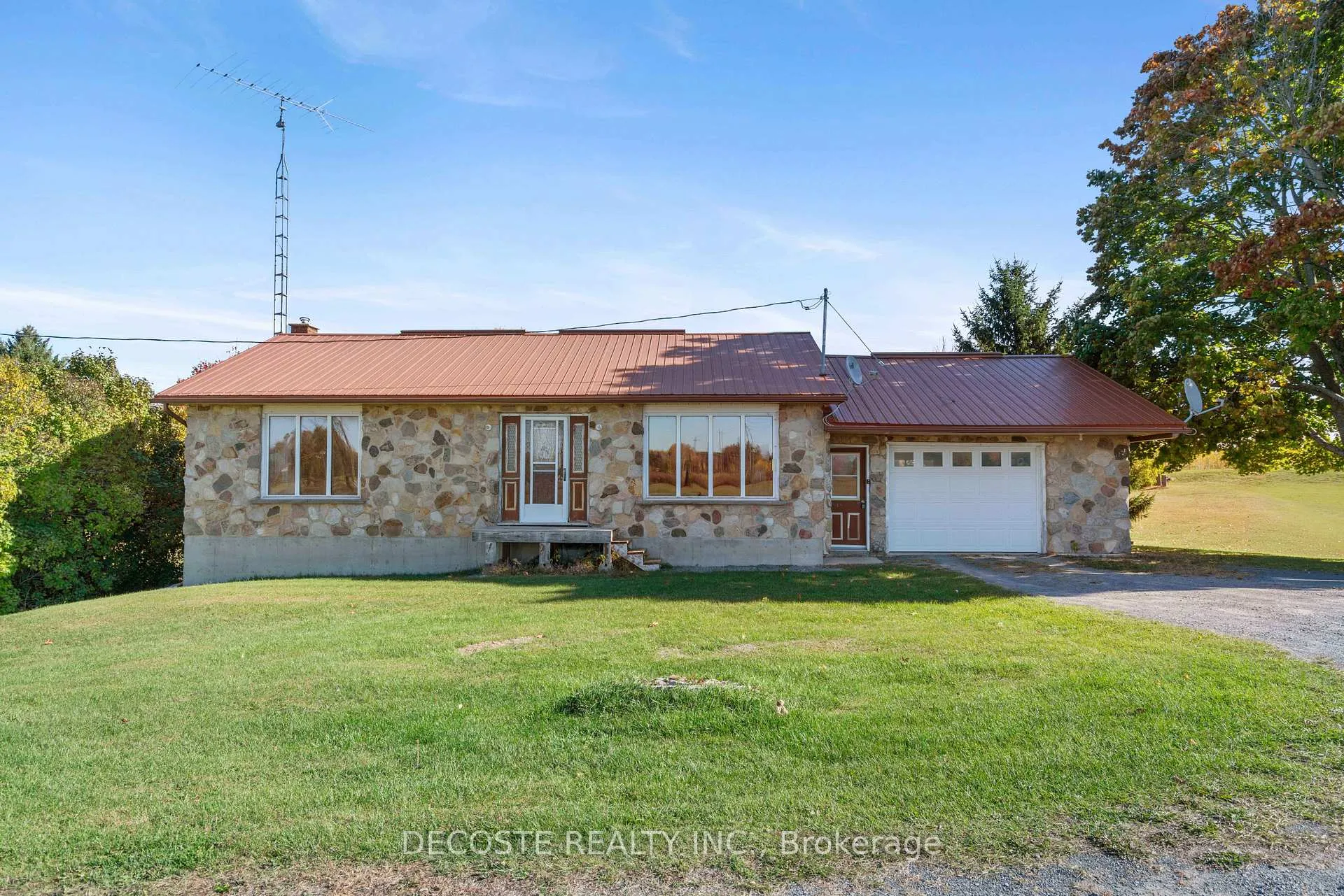 Photo 1 of 20001A & 20001C County 43 Road, North Glengarry, North Glengarry (Kenyon) Twp — HOMEH