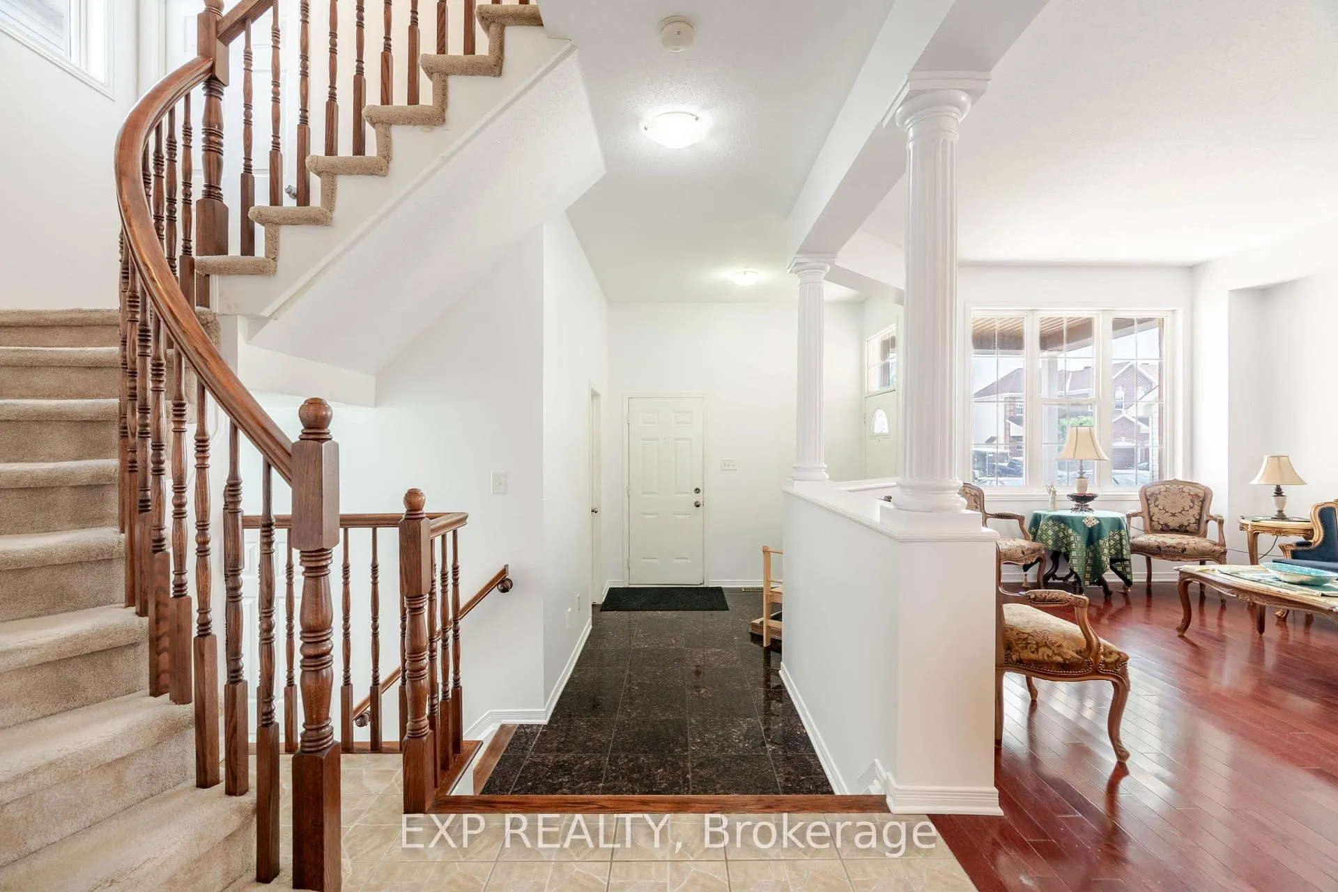 Photo 3 of 1049 Fieldfair Way, Ottawa, Notting Hill/Summerside — HOMEH