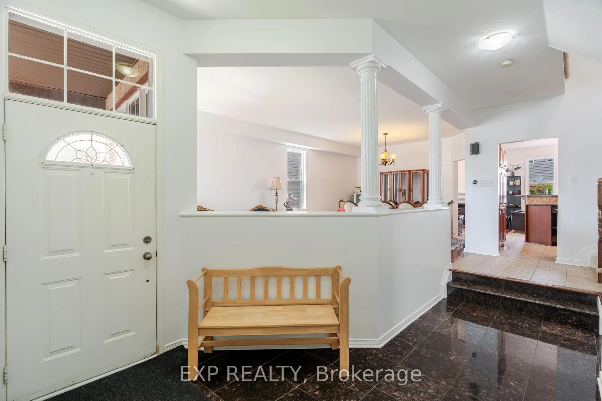 Photo 6 of 1049 Fieldfair Way, Ottawa, Notting Hill/Summerside — HOMEH