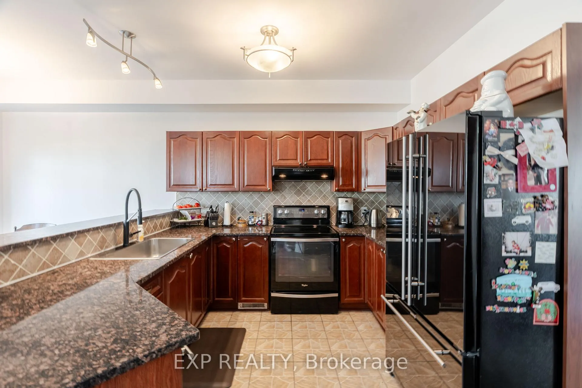 Photo 11 of 1049 Fieldfair Way, Ottawa, Notting Hill/Summerside — HOMEH